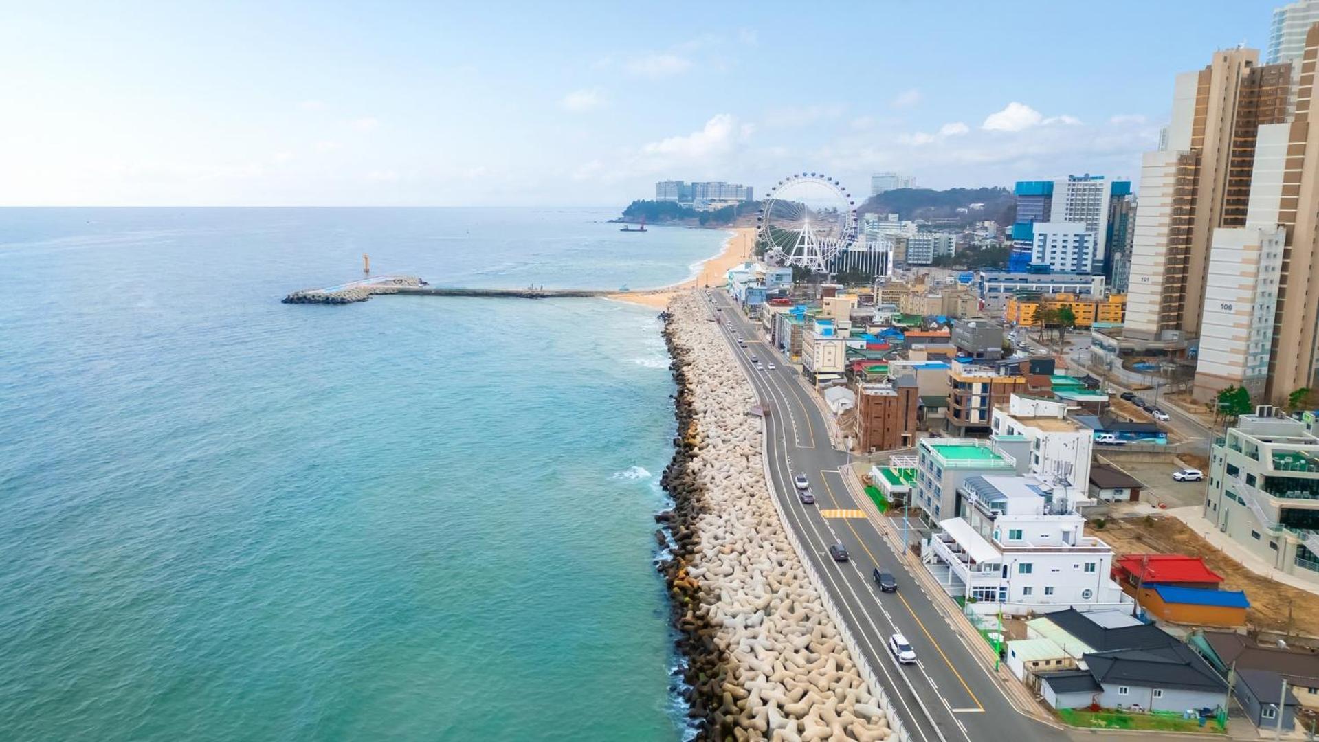 Sokcho The View Pension Екстер'єр фото